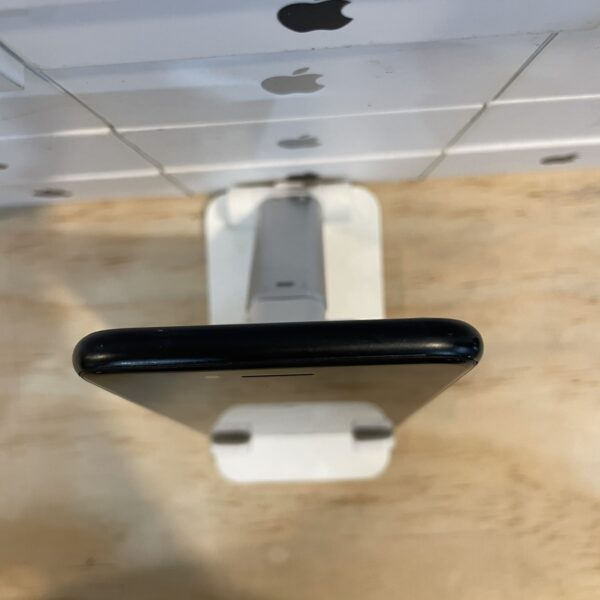 【蘋果手機】Apple iPhone SE2 128G 4.7吋 黑 手機 新北 板橋 二手機 瘋回收 捷運 2406：圖片 3